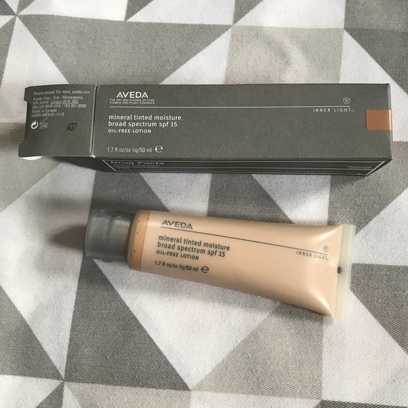aveda inner light tinted moisturizer